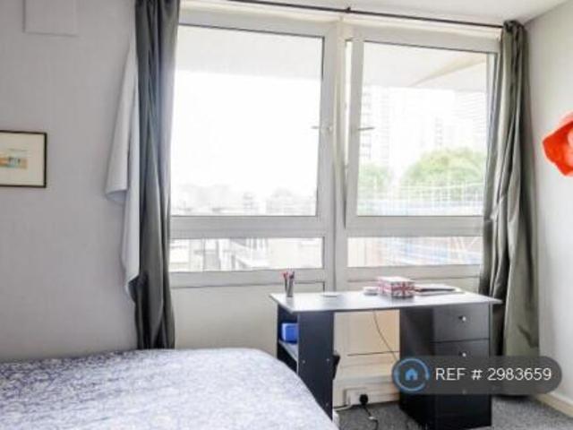 Maisonette for rent in Cat Hill