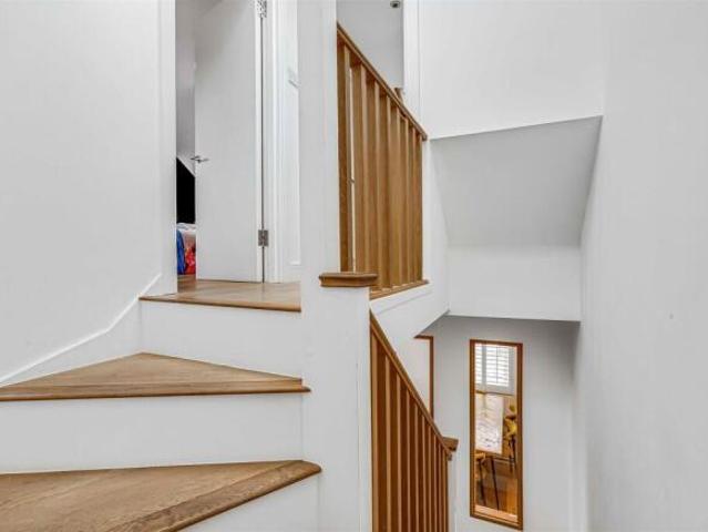 Maisonette for rent in Barnes, Greater London