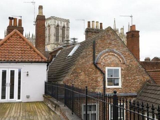 House for rent in High Field, York