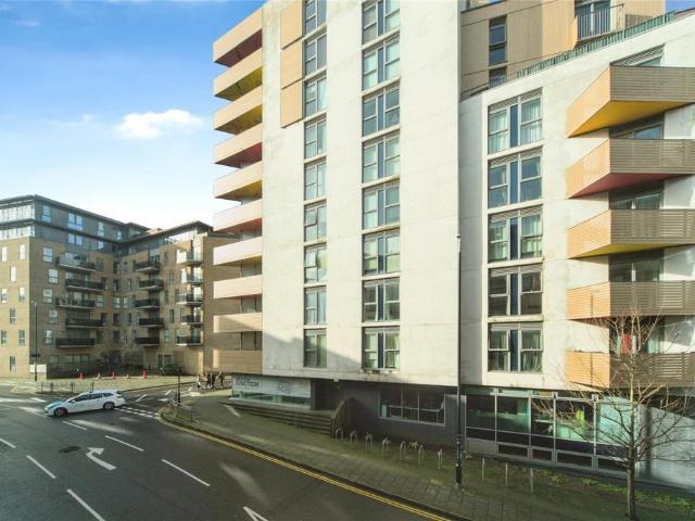 Flat for sale in Round Hill, Brighton & Hove