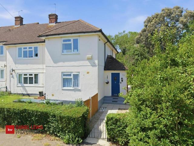 Flat for sale in Epping, Essex