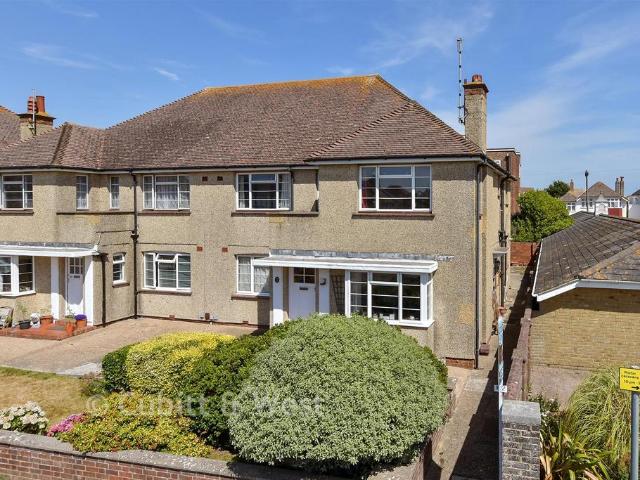 Flat for sale in West Worthing, Worthing