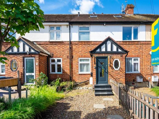 Flat for sale in London Borough of Merton, Greater London
