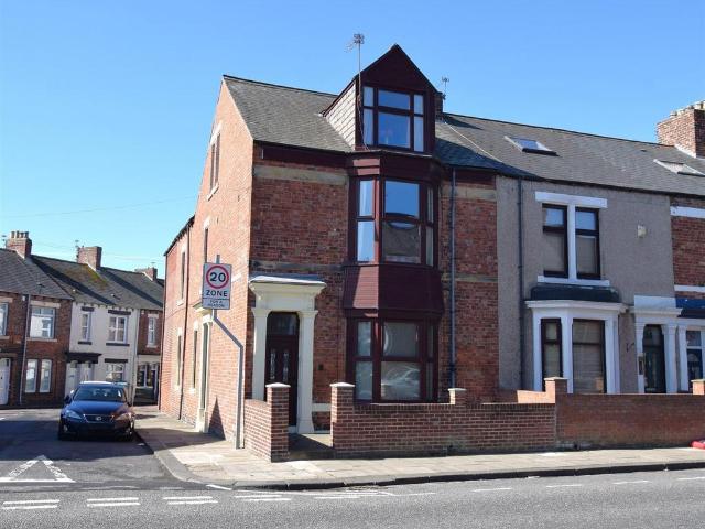 Flat for sale in Westoe, South Shields