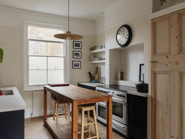 Flat for sale in Cliftonville West, Acol