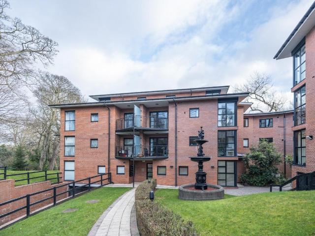 Flat for sale in Jesmond, Tyne And Wear
