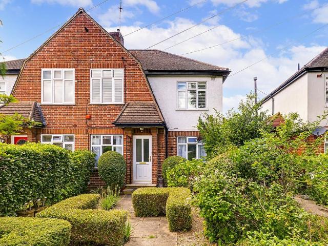 Flat for sale in Blackhills, Surrey