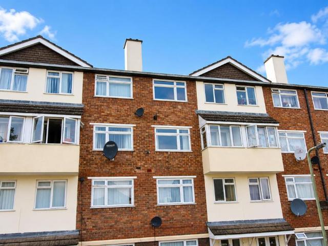 Flat for sale in Oswestry, Shropshire
