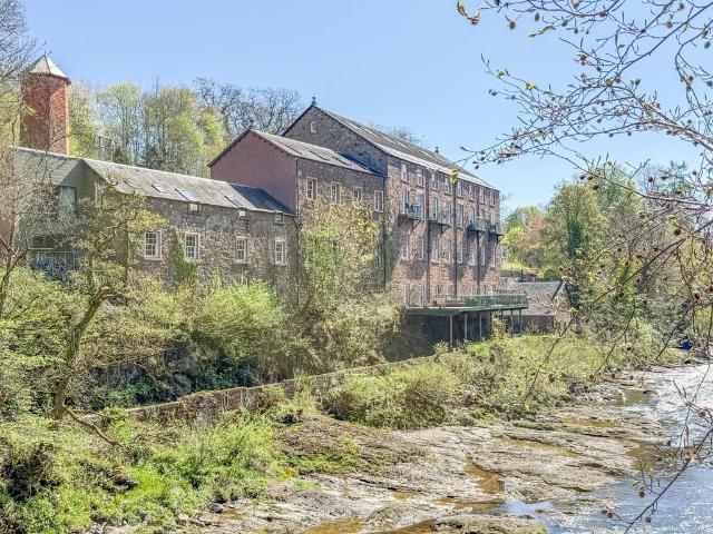Flat for sale in Blairgowrie, Scotland