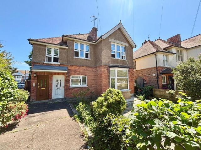 Flat for sale in Central, Heathlands