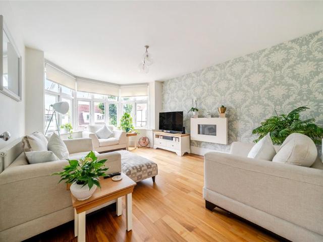 Flat for sale in Greater London