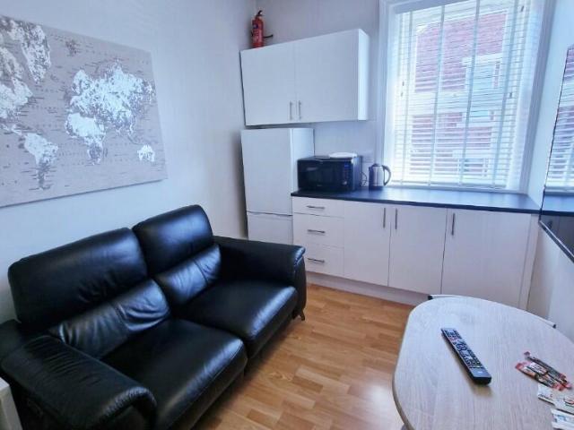 Flat for sale in South Gosforth, Tyne And Wear