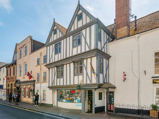 Flat for sale in Watergate, Devon