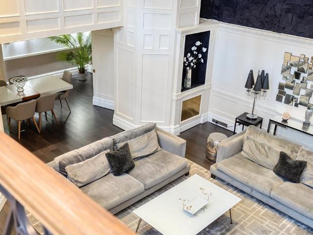 Flat for sale in Brompton, Greater London