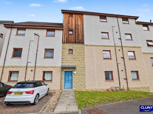 Flat for sale in Pinefield, Elgin