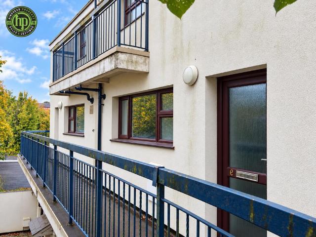 Flat for sale in Devonport, Plymouth