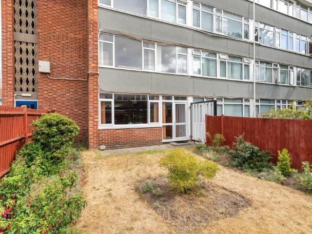 Flat for sale in Lakenham, East Bank