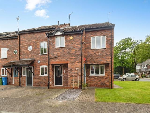 Flat for sale in Georgia, Greater Manchester