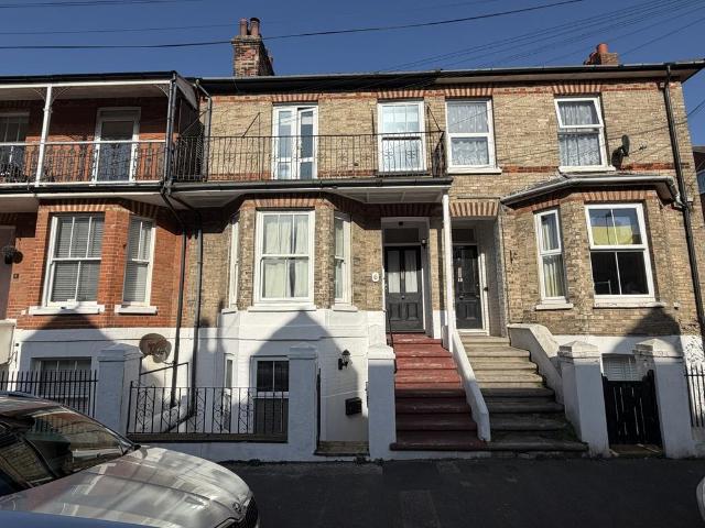 Flat for sale in Felixstowe, Eastbridge