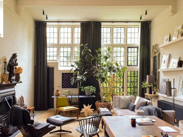 Flat for sale in Vauxhall, Greater London