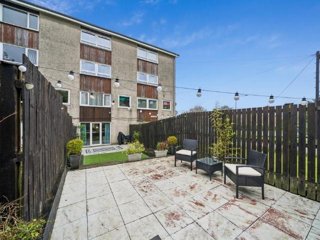 Flat for sale in Helensburgh, Argyll and Bute