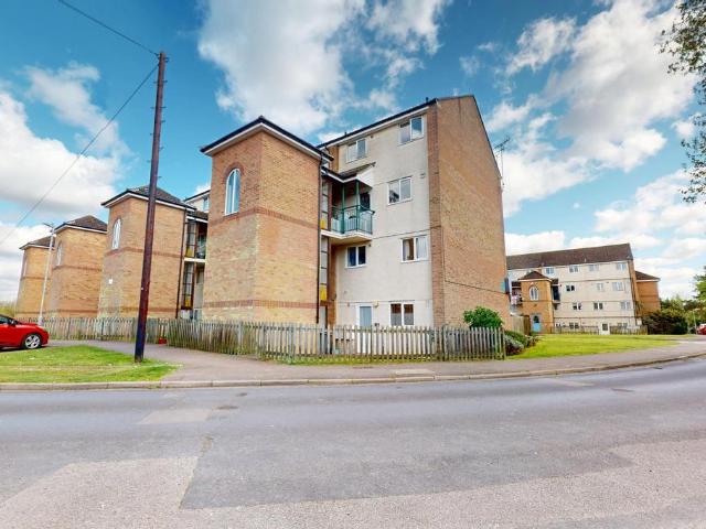 Flat for sale in Bybrook, Bridgefield