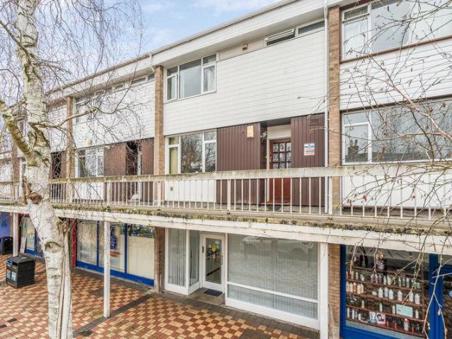 Flat for sale in The Slade, Oxfordshire