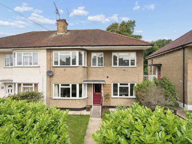 Flat for sale in Batchworth