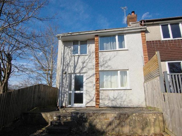 Flat for sale in Oldland, South Gloucestershire