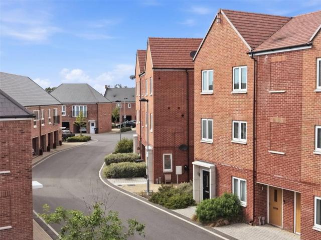 Flat for sale in Chelmsford, Essex