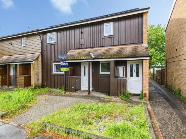 Flat for sale in Ortongate Centre, Peterborough