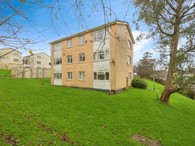Flat for sale in Barne Barton, Mount Wise