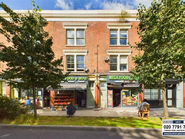 Flat for sale in Bethnal Green, Greater London