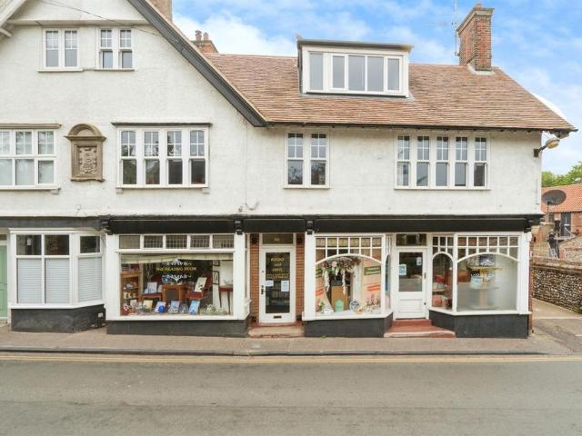 Flat for sale in Comers, Norfolk