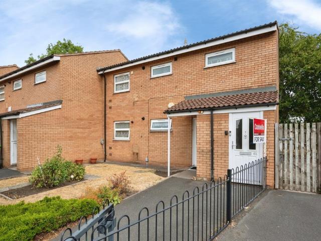 Flat for sale in Balls Hill, Hill Top