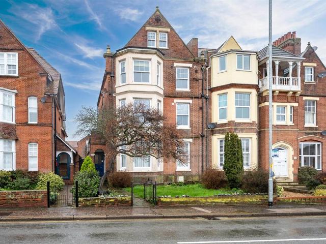 Flat for sale in Comers, Norfolk