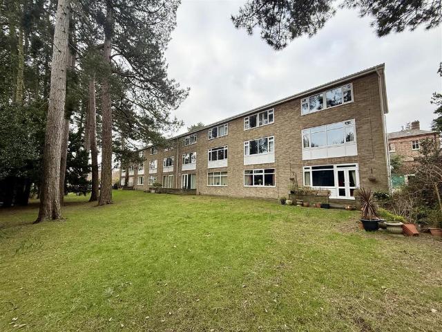 Flat for sale in Darlington