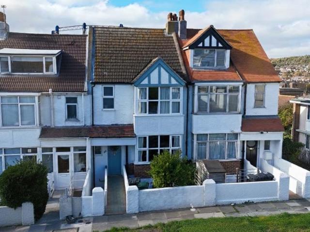 Flat for sale in Brighton Marina Village, Brighton & Hove