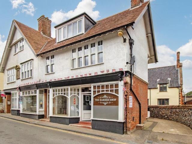 Flat for sale in Comers, Norfolk