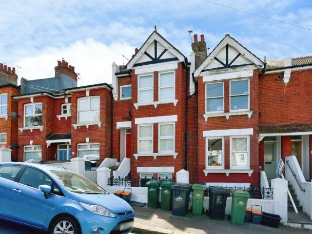 Flat for sale in Queen's Park, Brighton & Hove
