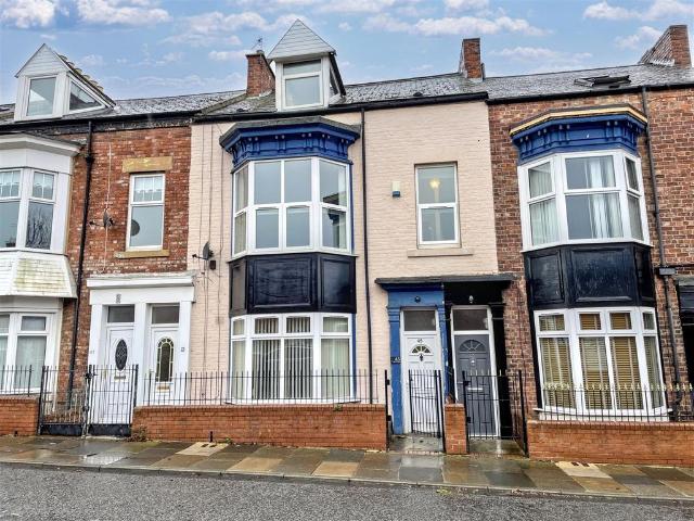 Flat for sale in Westoe, South Shields