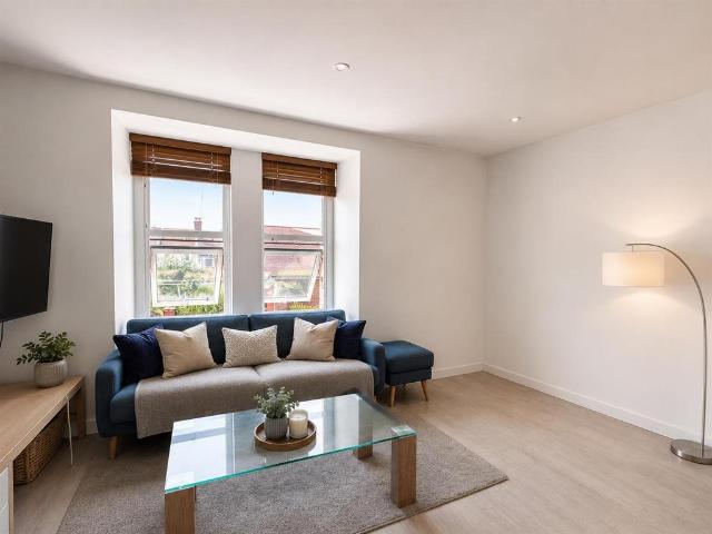 Flat for sale in Queen's Park, Brighton & Hove