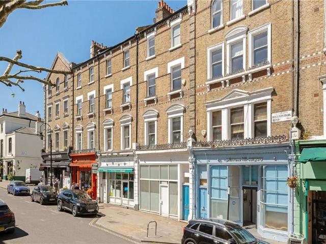 Flat for sale in Chalk Farm, Primrose Hill