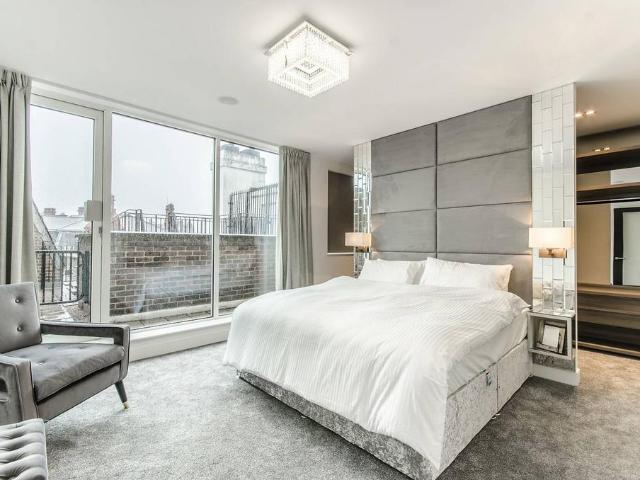 Flat for sale in Knightsbridge, Isle Of Man