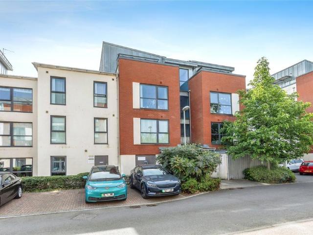 Flat for sale in Feckenham, Isle Of Man