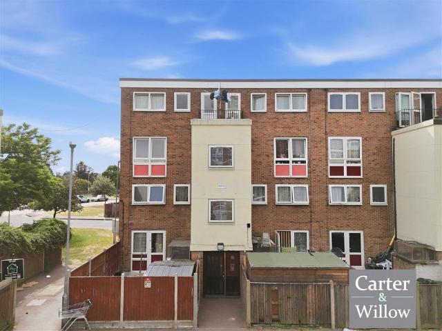 Flat for sale in Isle Of Man