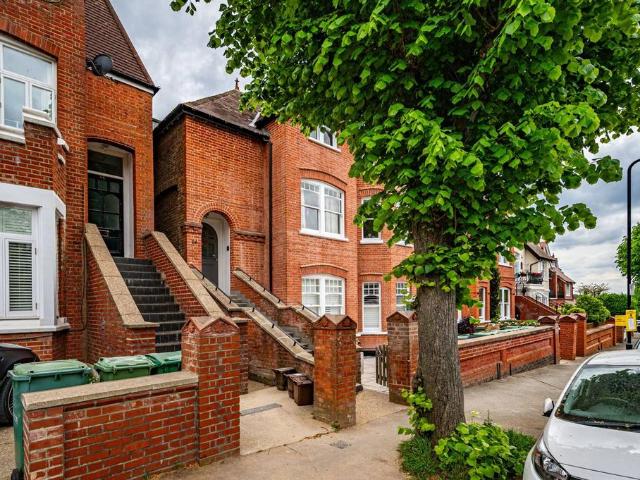 Flat for sale in West Hampstead, Isle Of Man