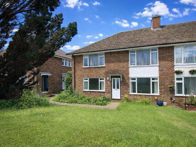 Flat for sale in Helford, Hampshire