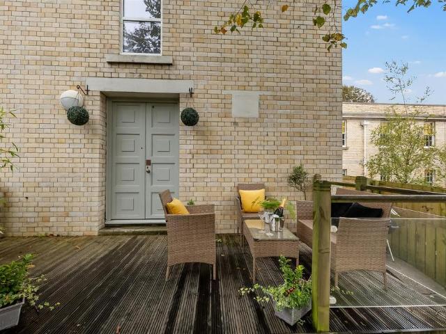 Flat for sale in Stonehouse, Mount Wise