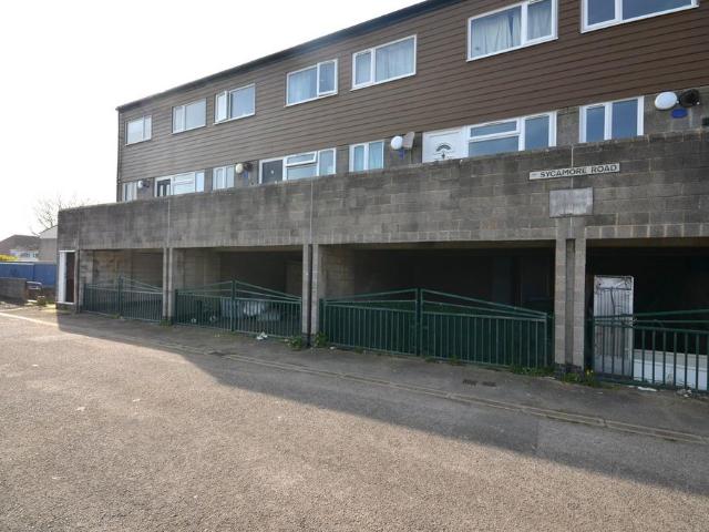 Flat for sale in Bersted, Clapham
